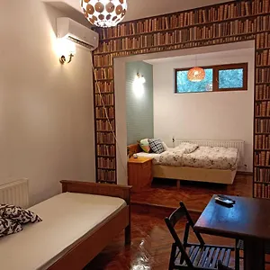 Discreet And Quiet In Of Piata Romana Apartament Bucureşti